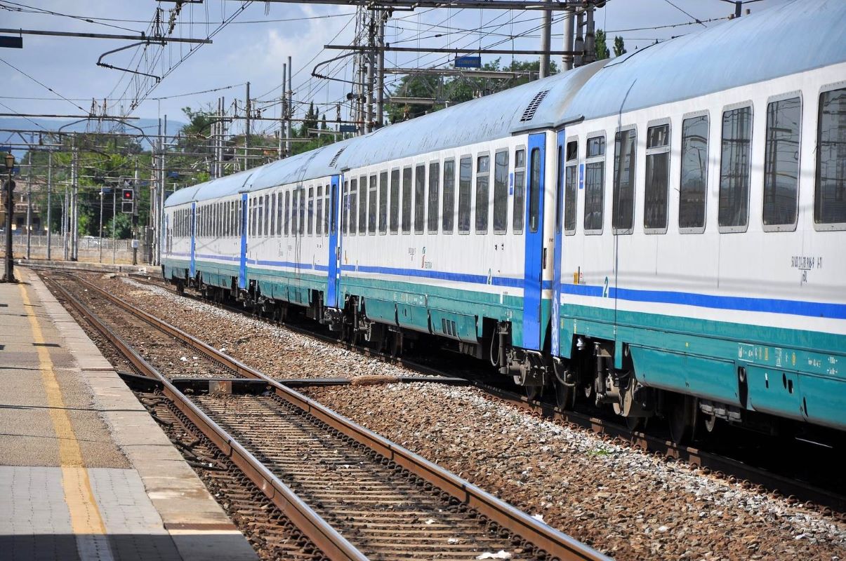 Annunciati lavori sulle linee ferroviarie dei Castelli Romani. Previsti 40 giorni di stop dei treni