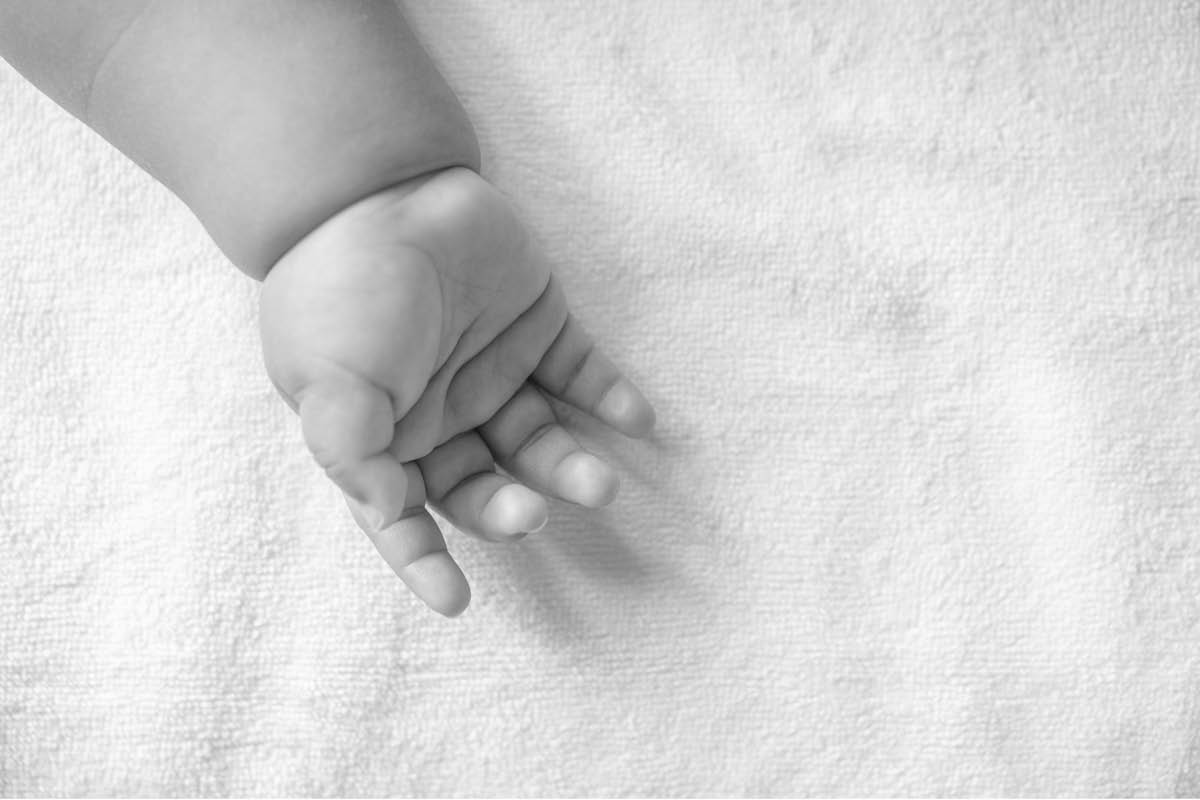 Monte Compatri neonato morto dopo circoncisione domestica