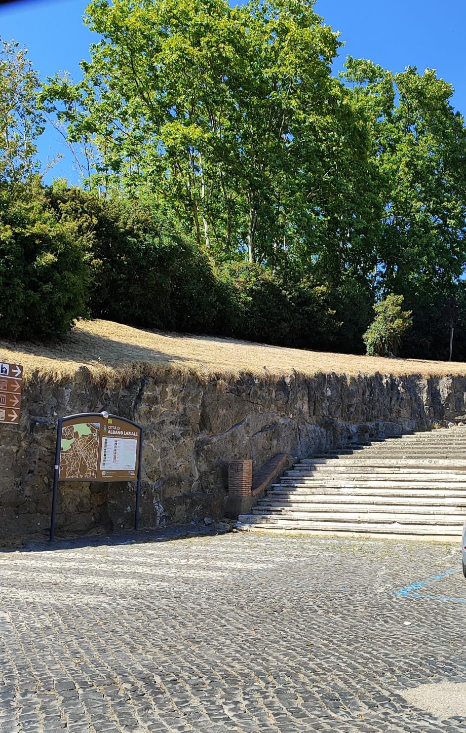 Albano Laziale. Il Comune annuncia nuove operazioni di pulizia e decoro urbano (FOTO)