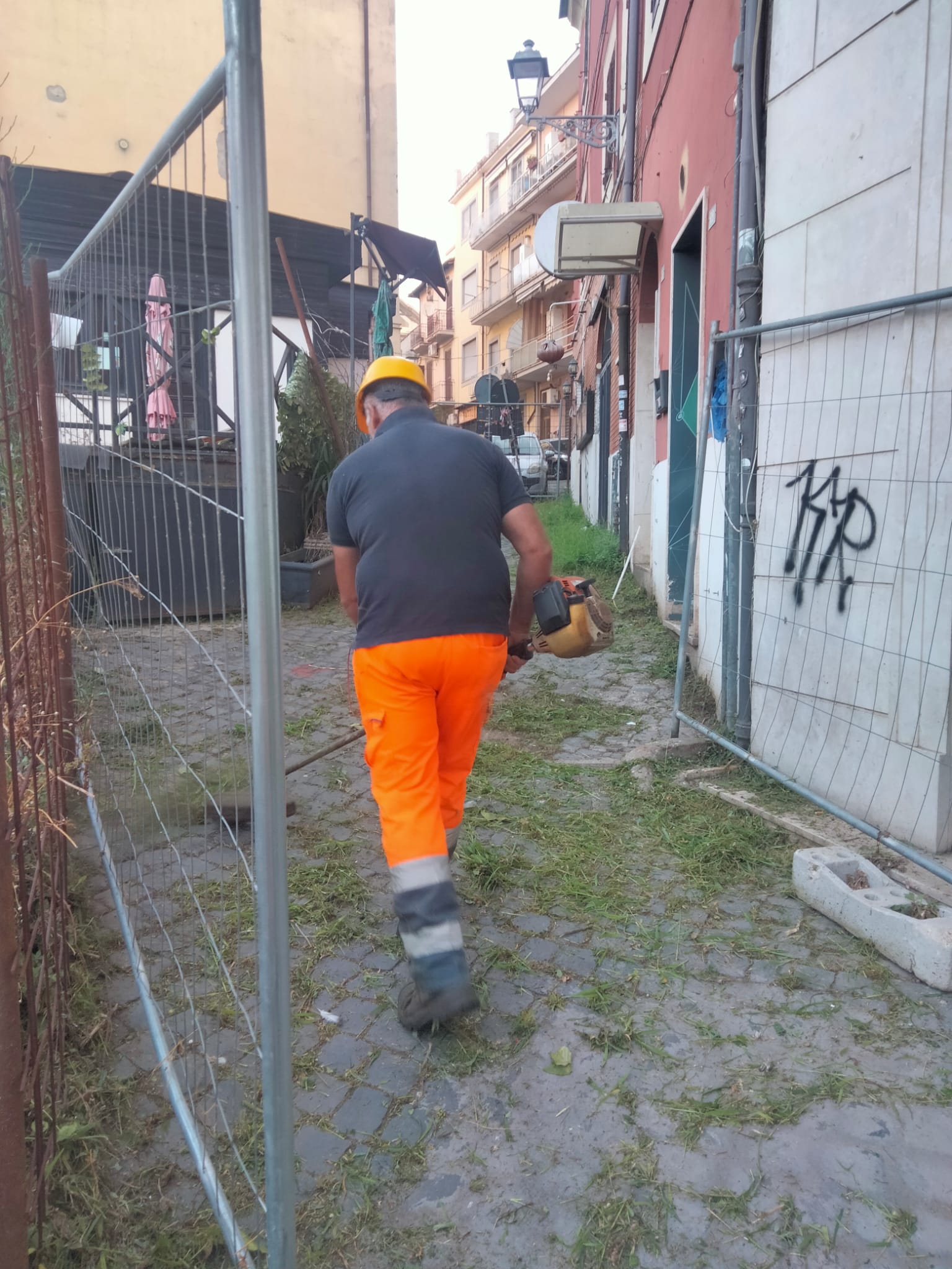 Albano Laziale. Il Comune annuncia nuove operazioni di pulizia e decoro urbano (FOTO)