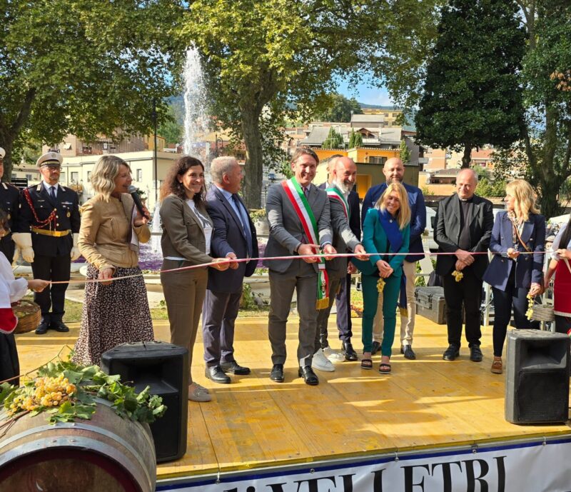 Velletri accoglie i delegati delle città gemellate durante la Festa dell'Uva e dei Vini