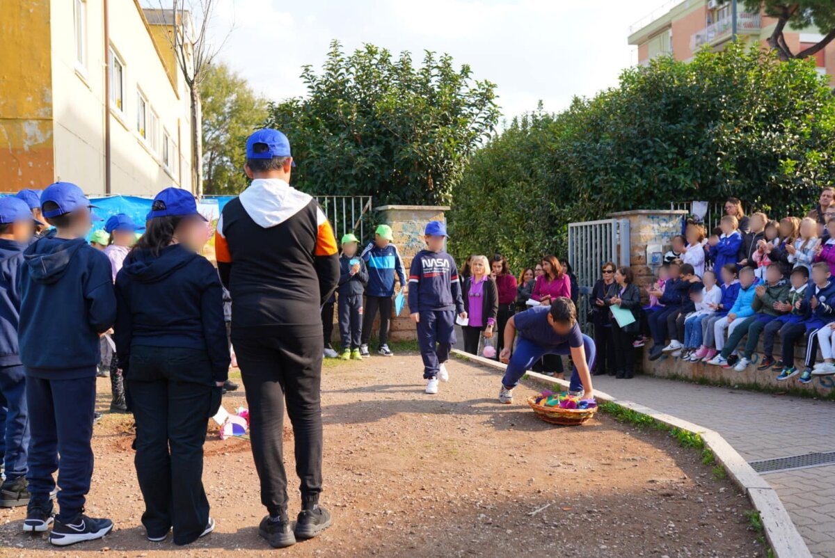 Cerimonia di commemorazione per la maestra Paola Iannamorelli presso la scuola Paola Sarro di Ciampino