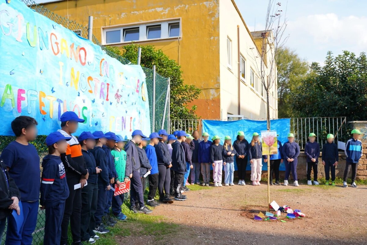 Cerimonia di commemorazione per la maestra Paola Iannamorelli presso la scuola Paola Sarro di Ciampino