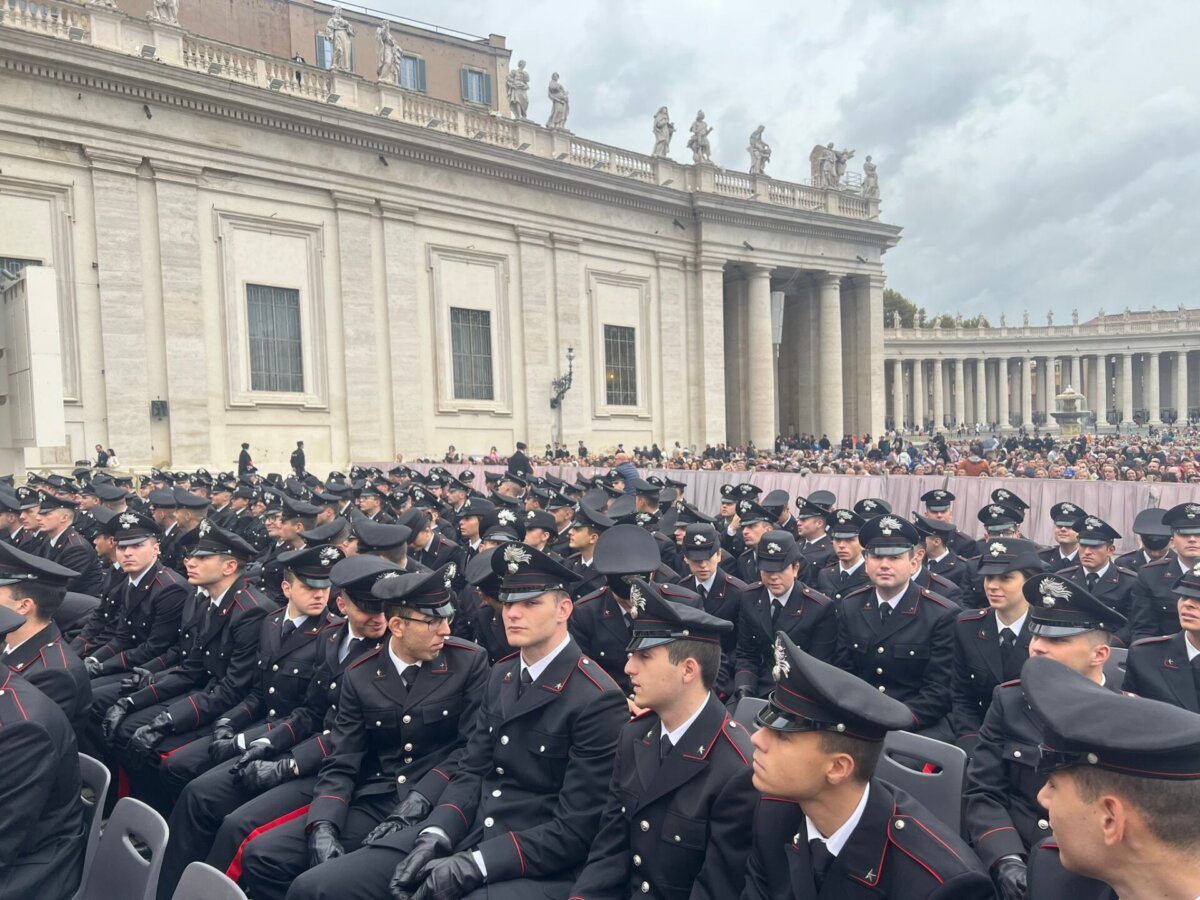 carabinieri papa francesco 1