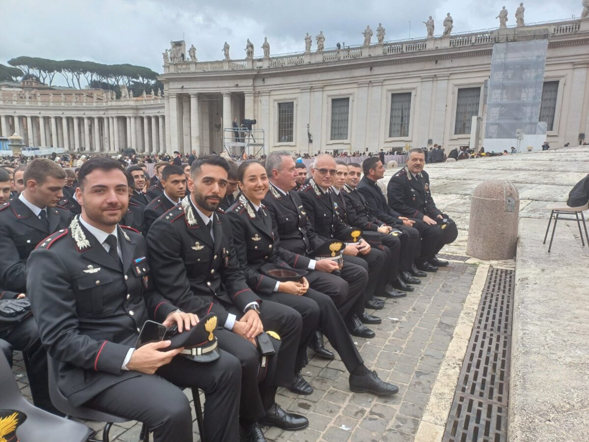 carabinieri papa francesco 1